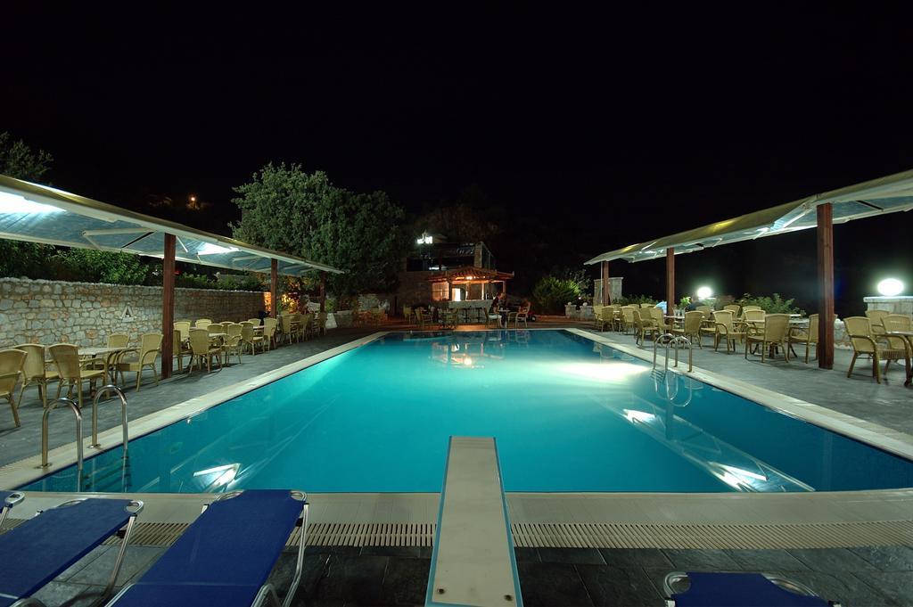 Bed & Breakfast Lalloudes 3*